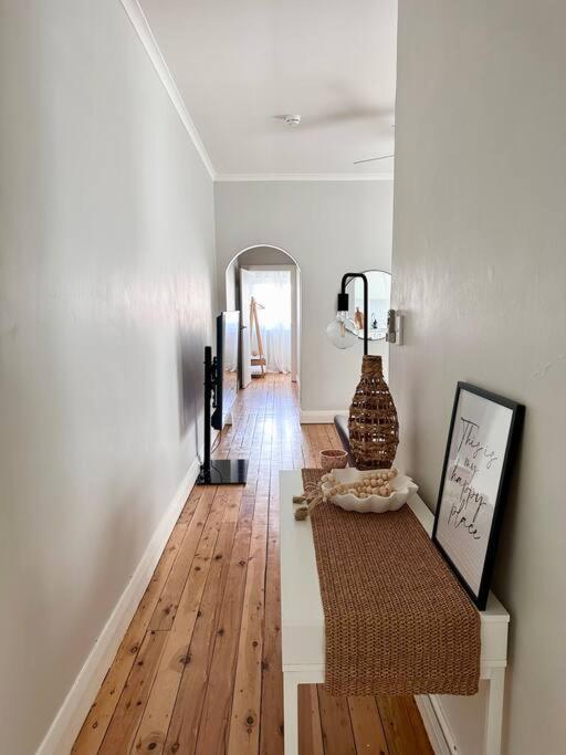 2B Beach Escape @ 89 Roscoe Sydney Exterior photo